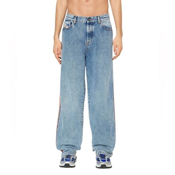 *NWOT Women’s Diesel Straight Jeans D-Vulkos Oemah Jeans – Sz 27/L 32 - Picture 2 of 11